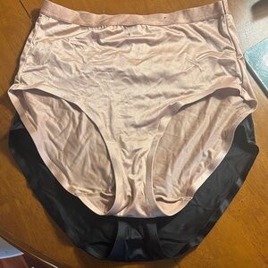 Two pairs Wacoal Full Brief